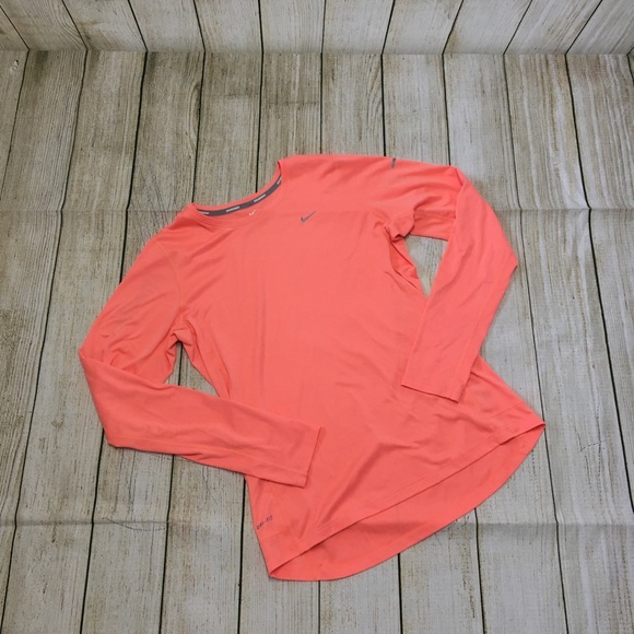 Nike Tops - Nike Long Sleeve Running Top - Size M - EUC